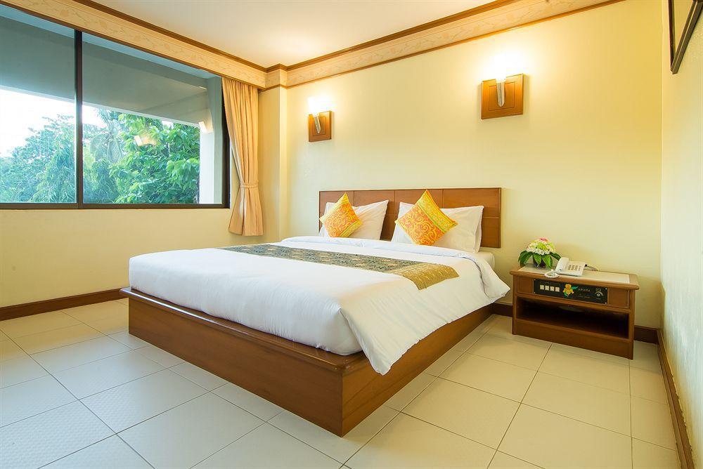 Krabi Royal Hotel Exterior photo