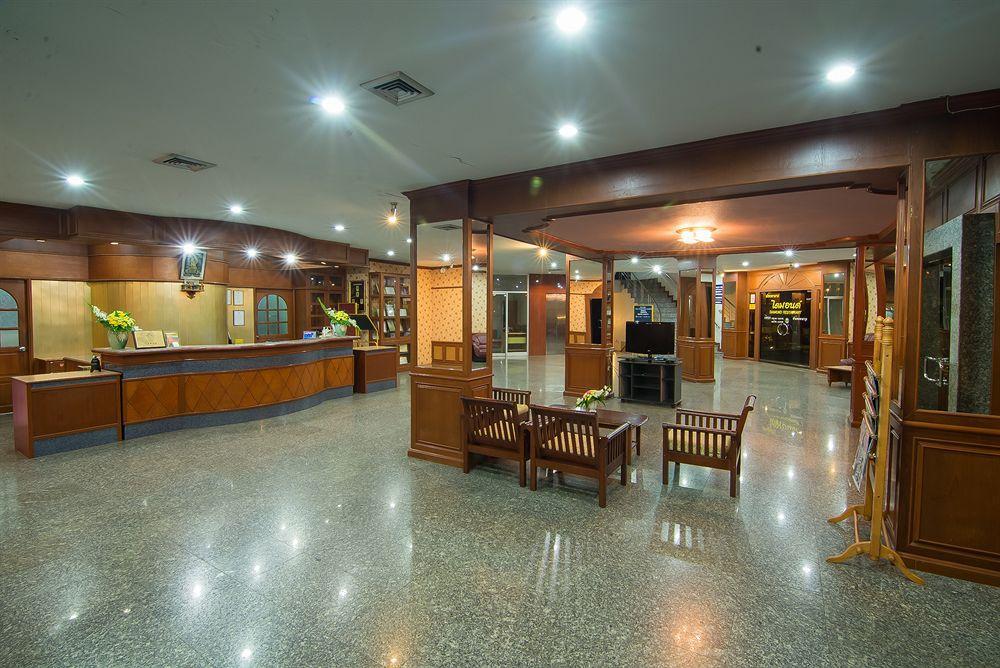 Krabi Royal Hotel Exterior photo